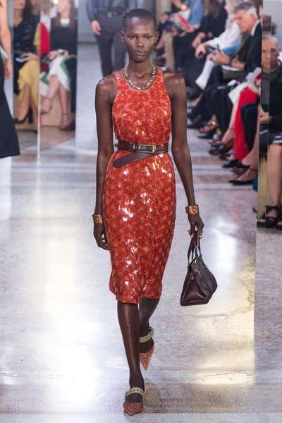 Look 55